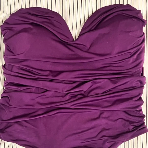 NWT Express Purple Body Contour Strapless Top, Size M - Picture 3 of 6